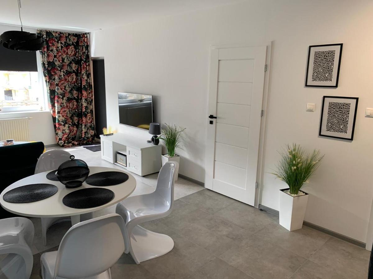 乌斯特卡Apartament Na Wydmie公寓 外观 照片